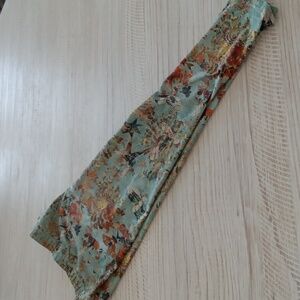 Soft surroundings  leggings. Soft turquoise print.